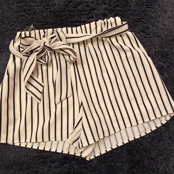 Caramel Pants - Stylish, High waisted shorts